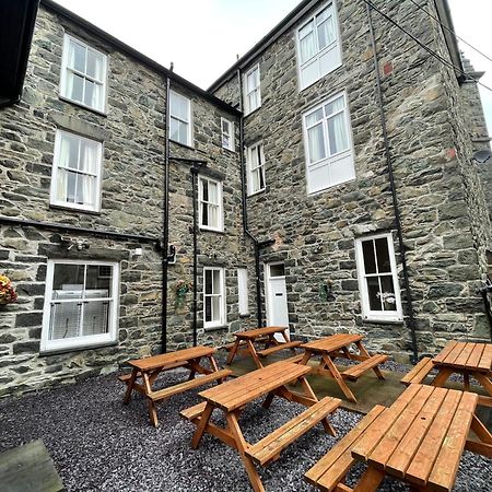 The Lombard Villa Dolgellau Exterior photo